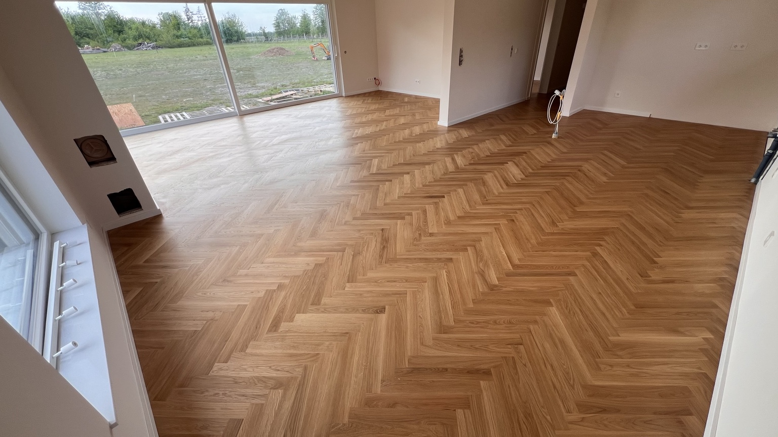 Parkettprojekt von Parkettwerk Hannover – Fischgrät und individuelle Verlegemuster, Ansicht 3
